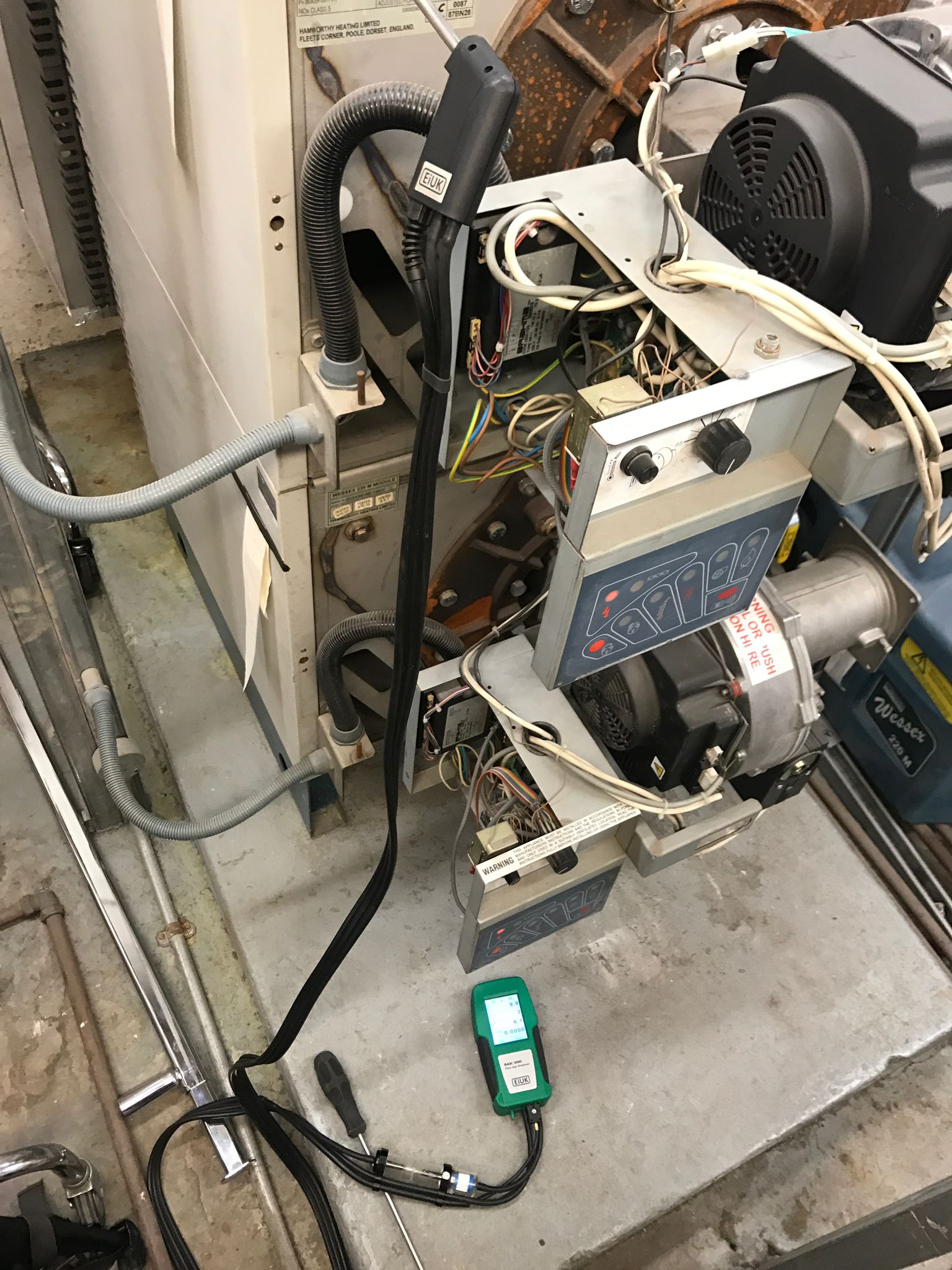 gas safe registered engineer near me Upper Edmonton, N18